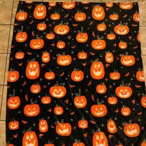 Hyde And EEk Halloween Throw Blanket Jack O Lanterns Black Background Home Decor